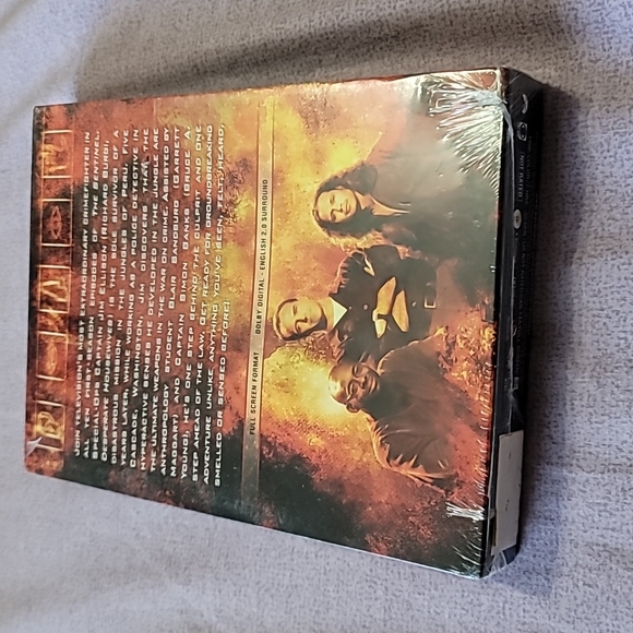 The Sentinel Complete First Series Dvd set, brand new - Picture 2 of 2